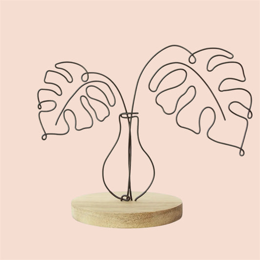 Monstera in Vase